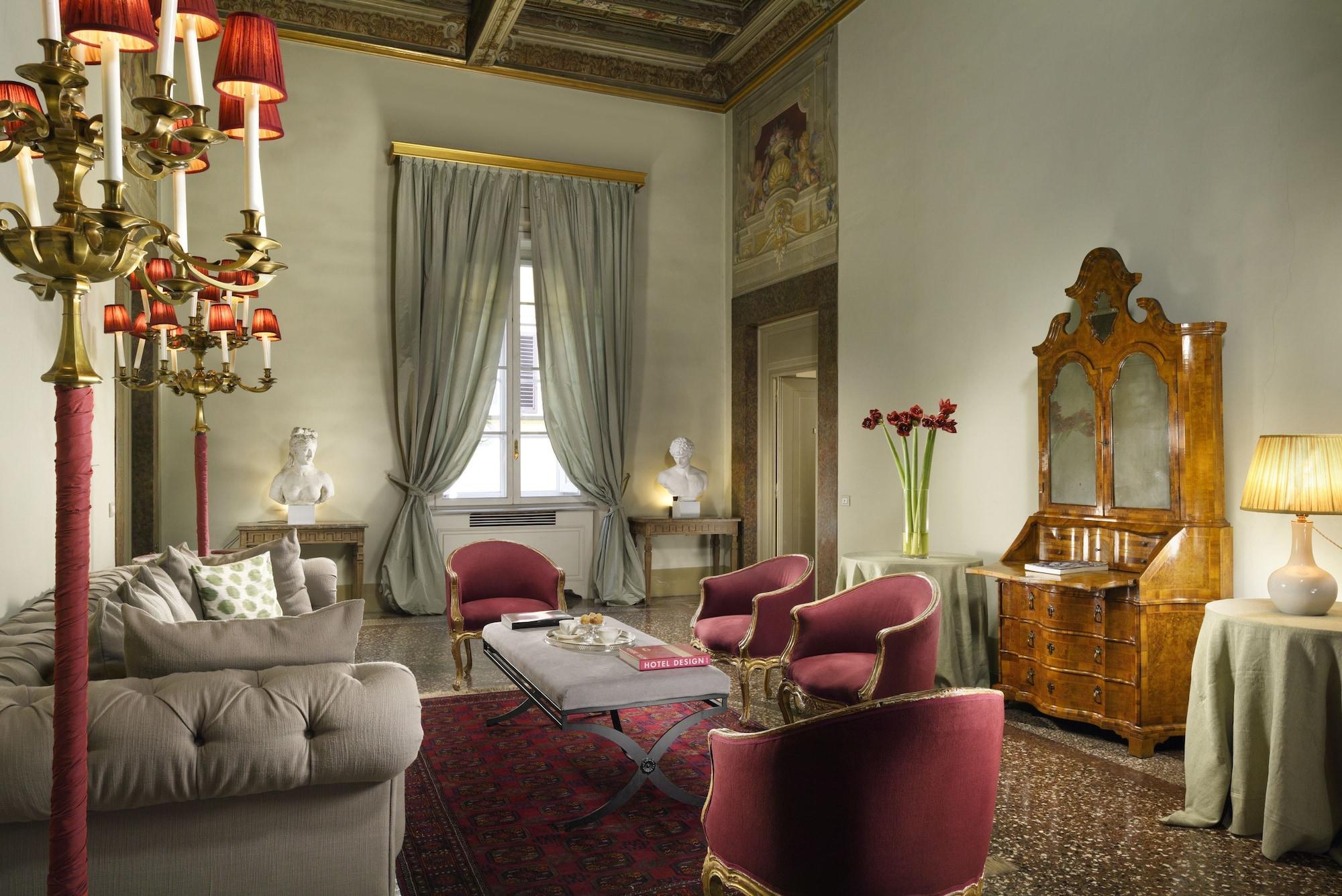 Hotel Al Palazzo Del Marchese Di Camugliano Residenza D'epoca Florenz