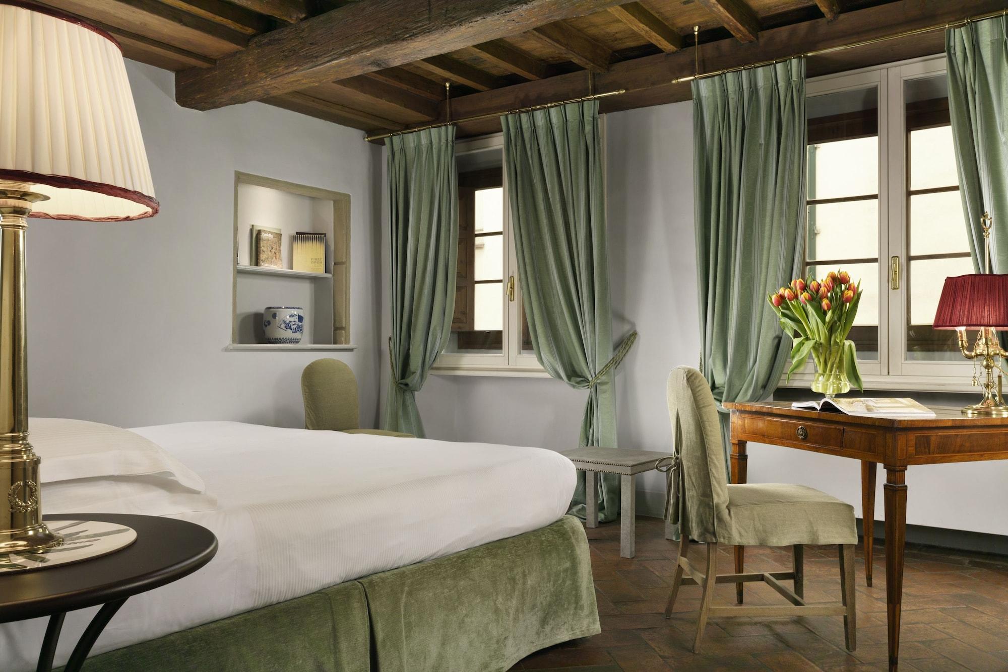 Al Palazzo Del Marchese Di Camugliano Residenza D'epoca Florenz