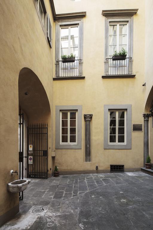 Al Palazzo Del Marchese Di Camugliano Residenza D'epoca Florenz